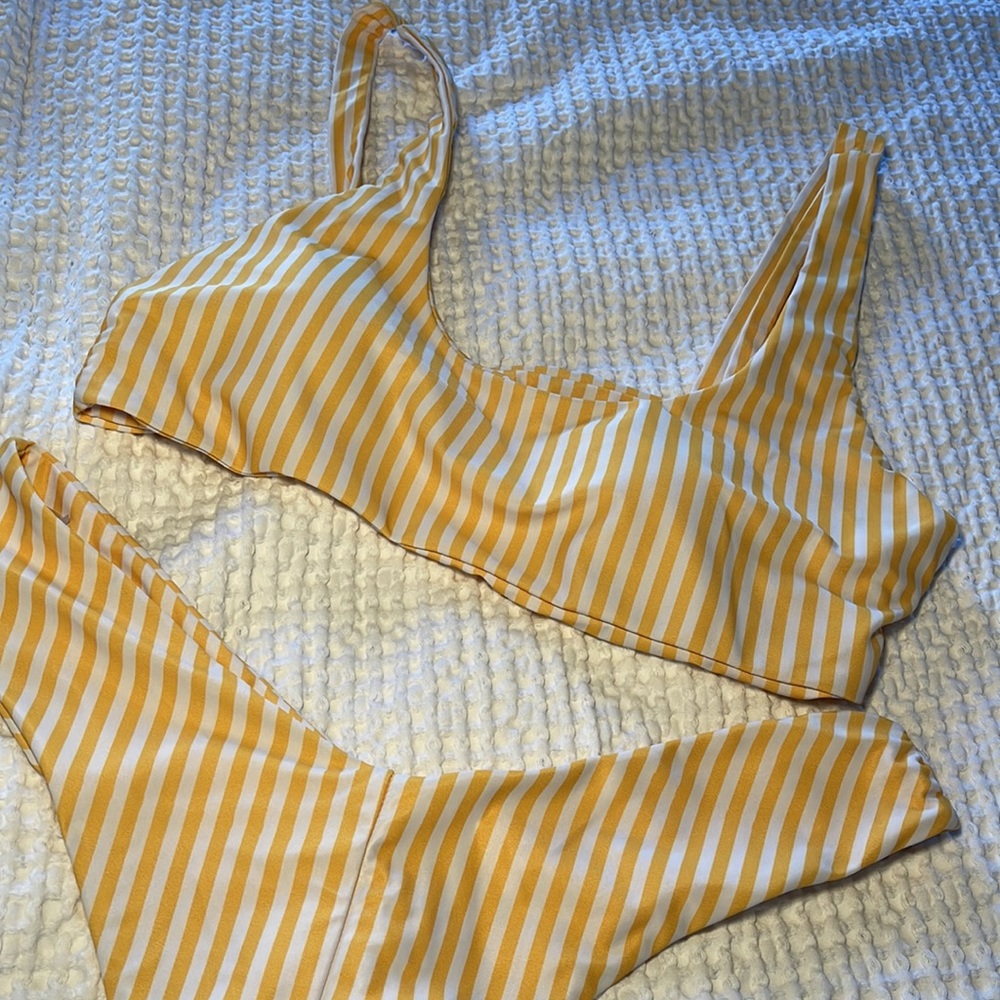 Zaful Striped Bikini - Picture 2 of 6